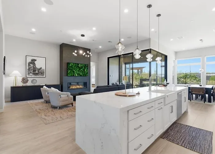 Sierra Vista - Gated Community-mins To Troon North
